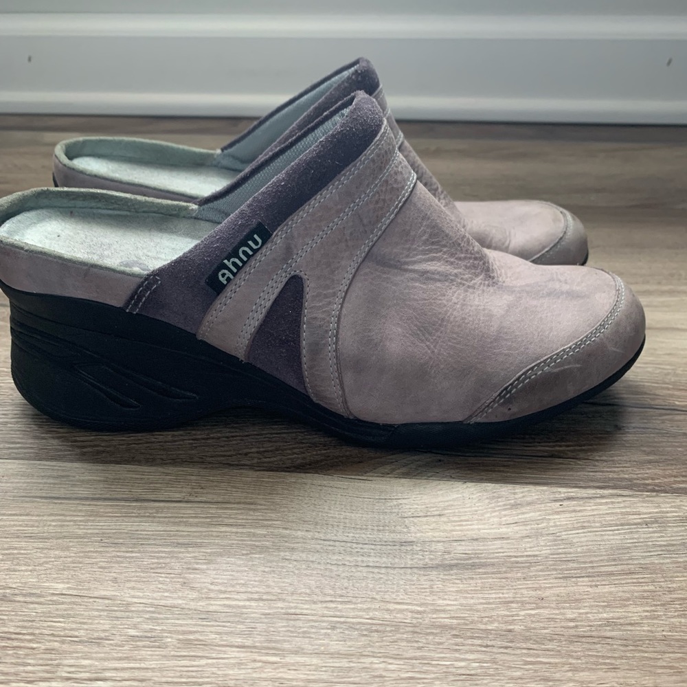 Ahnu Anselmo heeled leather distressed slip-on mules